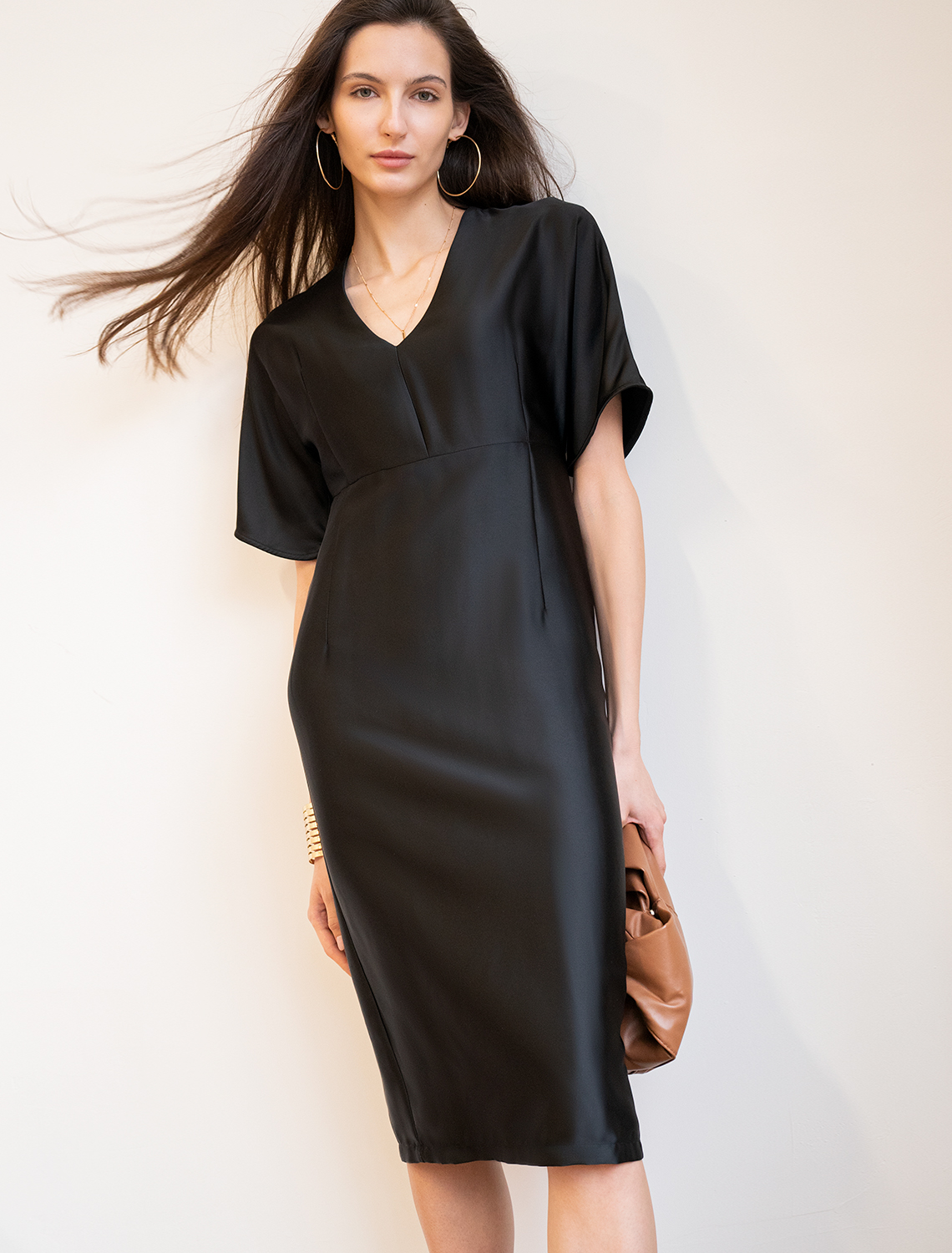 картинка Платье женское черный магазин Одежда+ являющийся официальным дистрибьютором в России 