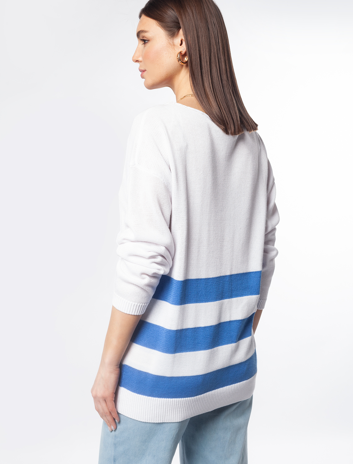 картинка Джемпер женский белый-синий-полосы от магазина Одежда+