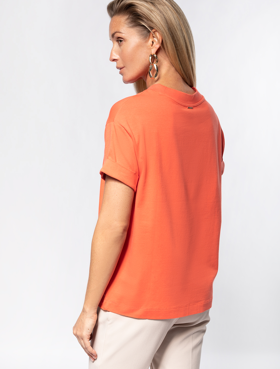 картинка Футболка женская оранжево-коралловый от магазина Одежда+
