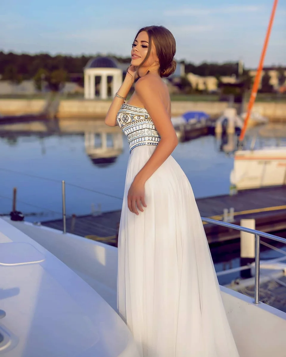 Модное греческое платье 2024